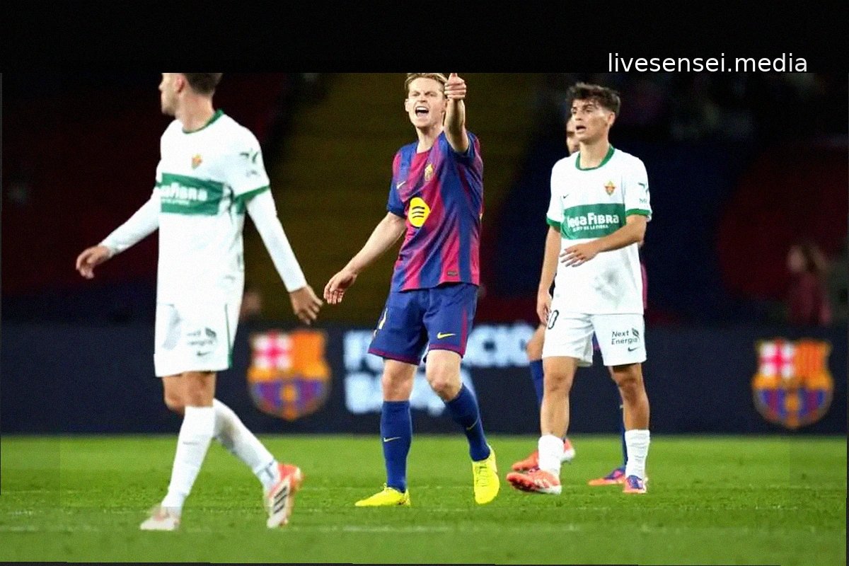 Barcelona 'Frustrated' with Frenkie de Jong's Surgery Stance