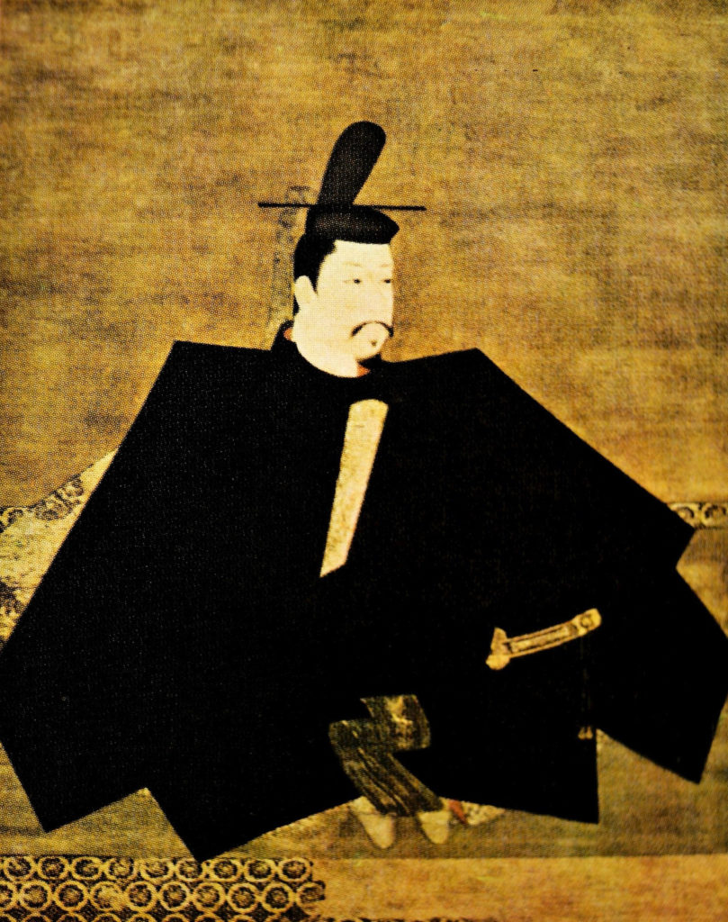 L’attribut alt de cette image est vide, son nom de fichier est Minamoto-Yoritomo-colour-silk-cloth-Fujiwara-Takanobu-809x1024.jpg.